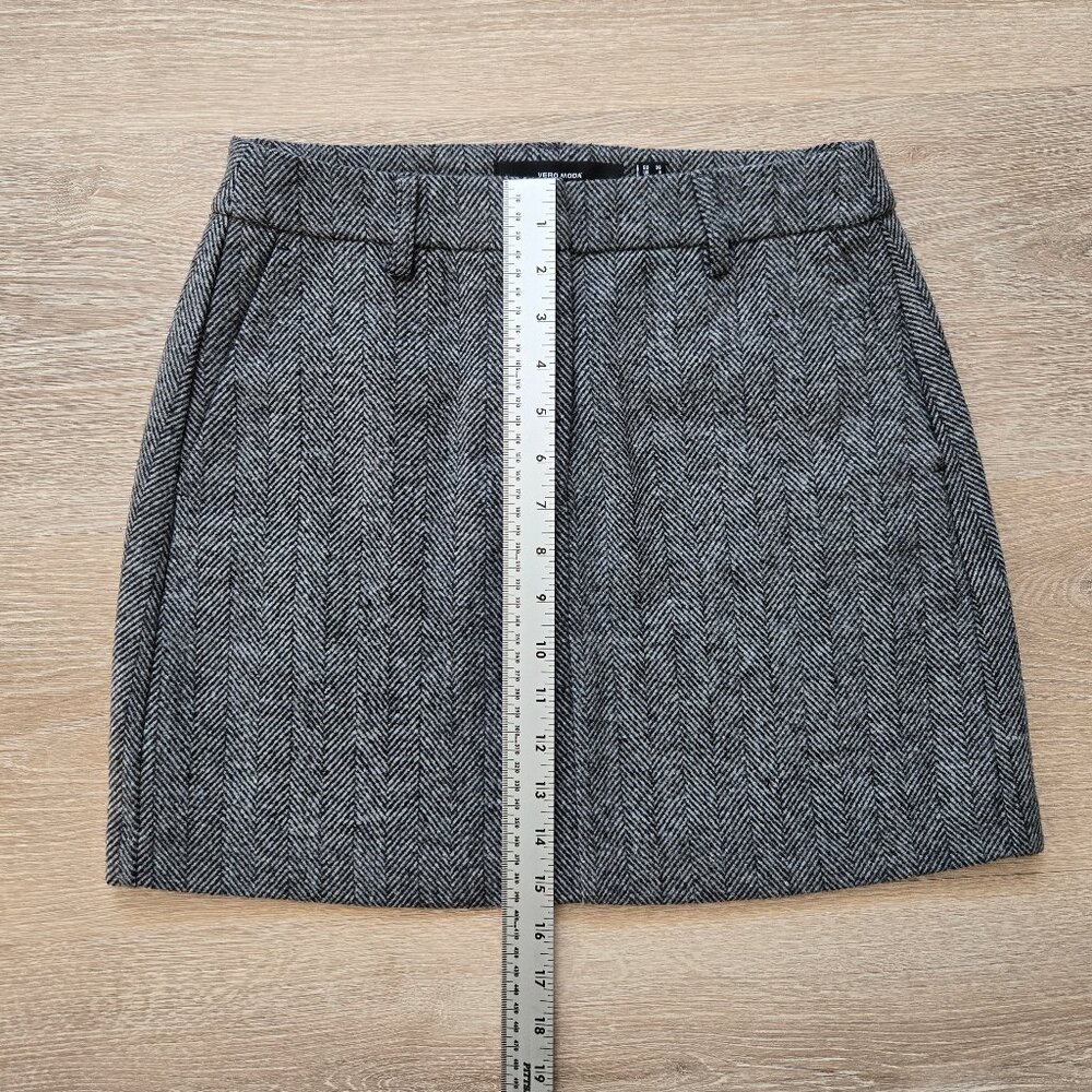 Vero Moda Lizzie Mini Skirt Herringbone Tweed EU 36 US 4 UK 8 New Without Tags - Picture 6 of 13